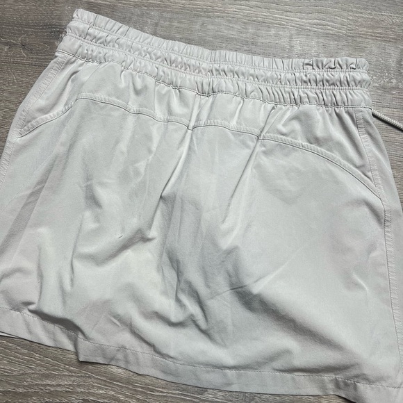 Athleta Expedition Skort- 8 - Picture 5 of 8